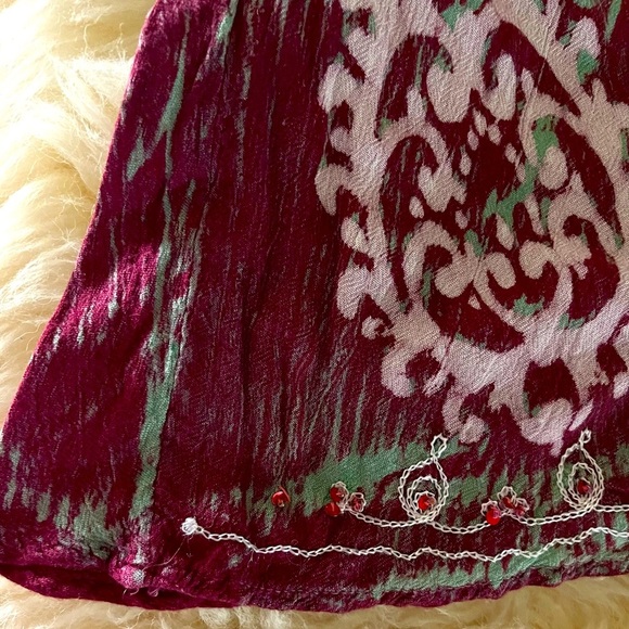 Maroon Beaded Sequined Embroidered Sleeveless Swing Linen X-Long Top - Picture 4 of 9